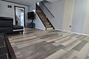 1309 Greenview Dr, Bethlehem, PA 18018 - Photo 8