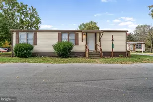 3486 Lil Wolf Dr, Orefield, PA 18069 - Photo 1