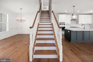 4268 Stonebridge Dr, Bethlehem, PA 18015 - Photo 12