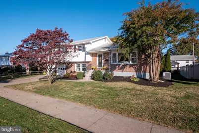 1428 Shelbourne Drive, Bethlehem, PA 18018 - Photo 1