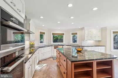 2270 Bishop Road, Allentown, PA 18103 - Photo 4