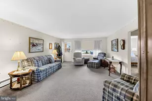 834 Hokendauqua St, Coplay, PA 18037 - Photo 4