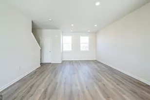 8336 Alexander Ct, Breinigsville, PA 18031 - Photo 12