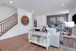 2153 Isabel Ln, Allentown, PA 18103 - Photo 12