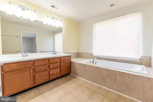 8524 Mayfair Ct, Breinigsville, PA 18031 - Photo 28