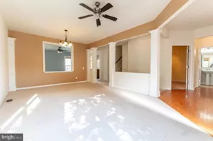 8524 Mayfair Ct, Breinigsville, PA 18031 - Photo 6