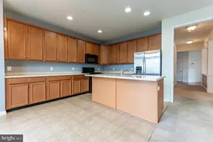 8524 Mayfair Ct, Breinigsville, PA 18031 - Photo 16