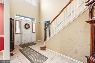 4698 Berwyn Ln, Macungie, PA 18062 - Photo 2