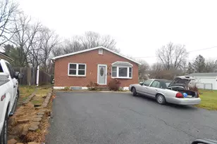 4117 Grape St, Coplay, PA 18037 - Photo 2