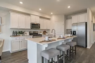 1069 Meadowlark Dr, Fogelsville, PA 18051 - Photo 22