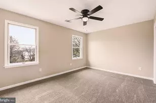 2243 Oakwood Ct, Fogelsville, PA 18051 - Photo 32