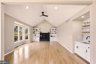 2243 Oakwood Ct, Fogelsville, PA 18051 - Photo 10