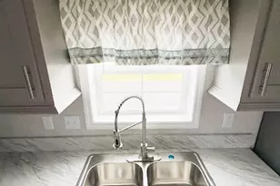 10104 Fernwood Ln, Breinigsville, PA 18031 - Photo 6