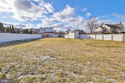 459 N Oswego Street, Allentown, PA 18109 - Photo 52