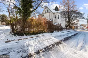 743 3rd St, Catasauqua, PA 18032 - Photo 32