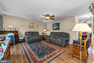 826 E Wayne Ave, Allentown, PA 18103 - Photo 10