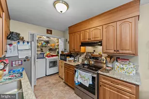 826 E Wayne Ave, Allentown, PA 18103 - Photo 16