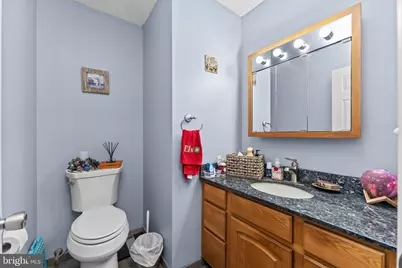 826 E Wayne Avenue, Allentown, PA 18103 - Photo 18