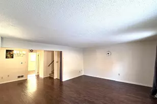 8315 Countryside Ln, Fogelsville, PA 18051 - Photo 12