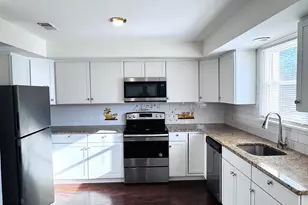 8315 Countryside Ln, Fogelsville, PA 18051 - Photo 4