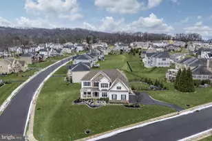 6226 Fox Glove Ln, Center Valley, PA 18034 - Photo 8