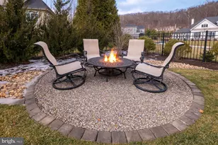 6226 Fox Glove Ln, Center Valley, PA 18034 - Photo 6