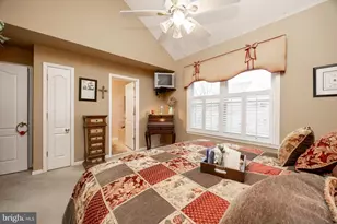 319 Surrey Pl, Macungie, PA 18062 - Photo 14