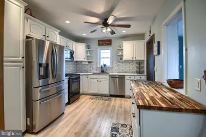 547 Broad Street, Emmaus, PA 18049 - Photo 4