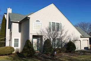 6099 Timber Knoll Dr, Macungie, PA 18062 - Photo 1