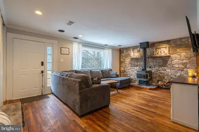 6951 Yeakels Mill Road, Zionsville, PA 18092 - Photo 4