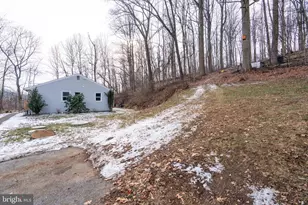 6951 Yeakels Mill Rd, Zionsville, PA 18092 - Photo 60