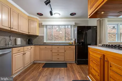 6951 Yeakels Mill Road, Zionsville, PA 18092 - Photo 16