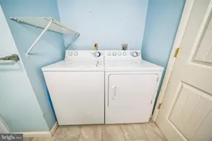 1590 Alta Dr, Whitehall, PA 18052 - Photo 8