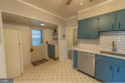 343 Broad Street, Emmaus, PA 18049 - Photo 8