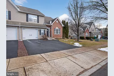 1525 Cambridge Drive, Macungie, PA 18062 - Photo 2