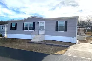 10104 Fernwood Ln, Breinigsville, PA 18031 - Photo 1