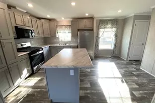 10104 Fernwood Ln, Breinigsville, PA 18031 - Photo 6