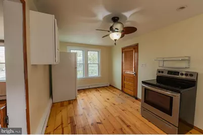 3950 Main Rd W, Emmaus, PA 18049 - Photo 8