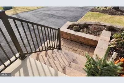 1989 Pierce Drive, Whitehall, PA 18052 - Photo 4