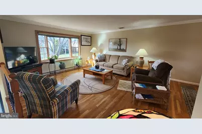 1989 Pierce Drive, Whitehall, PA 18052 - Photo 6