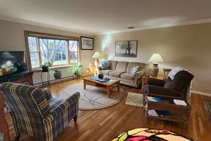 1989 Pierce Dr, Whitehall, PA 18052 - Photo 6