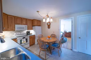 1848 Ridgelawn Ave, Bethlehem, PA 18018 - Photo 14