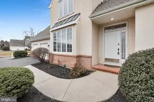 801 Dorset Rd, Allentown, PA 18104 - Photo 2