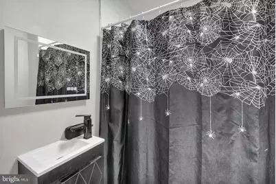 208 N 9th Street, Allentown, PA 18102 - Photo 24