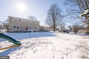 955 Little Lehigh Dr, Emmaus, PA 18049 - Photo 8