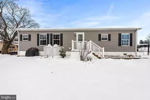 8754 Breinig Run Cir, Breinigsville, PA 18031 - Photo 22