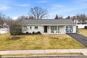 733 W Berger St, Emmaus, PA 18049 - Photo 1