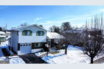 107 S 10th Street, Coplay, PA 18037 - Photo 4