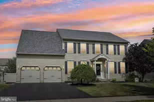 955 Yorkshire Dr, Breinigsville, PA 18031 - Photo 74