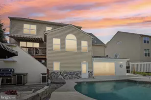 955 Yorkshire Dr, Breinigsville, PA 18031 - Photo 76